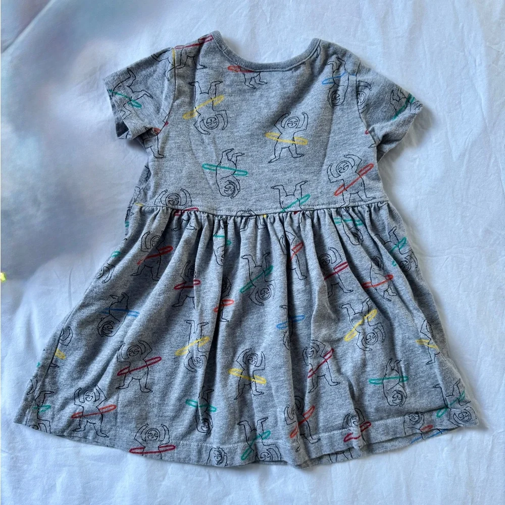 Hanna Andersson Sloth Hula Hoop Short Sleeve Organic Cotton Gray Dress Size 2